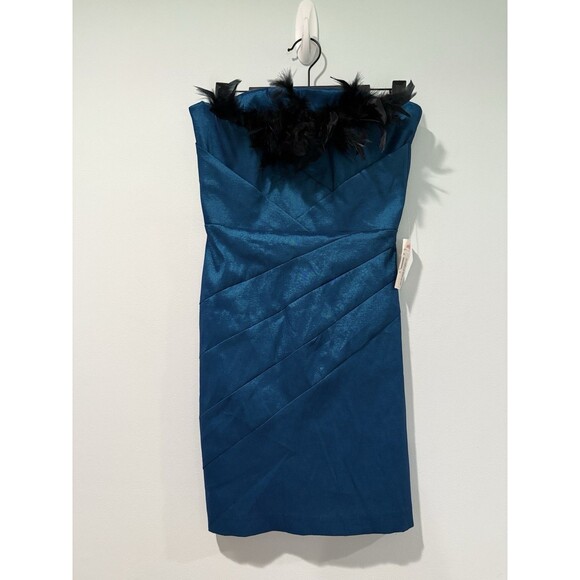 Teeze Me Dresses & Skirts - NEW Vintage Teeze Me Mini Dress XS/S* Turquoise Strapless Feathers Party Hoco
